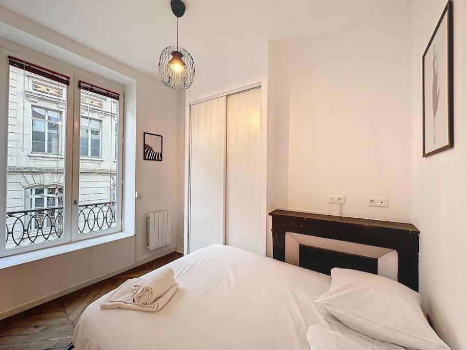 Cosy Appart, Rue St Cyr ลียง ภายนอก รูปภาพ