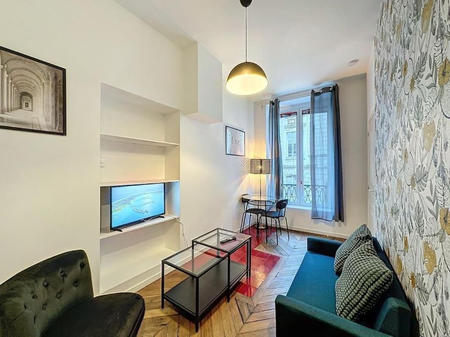 Cosy Appart, Rue St Cyr ลียง ภายนอก รูปภาพ